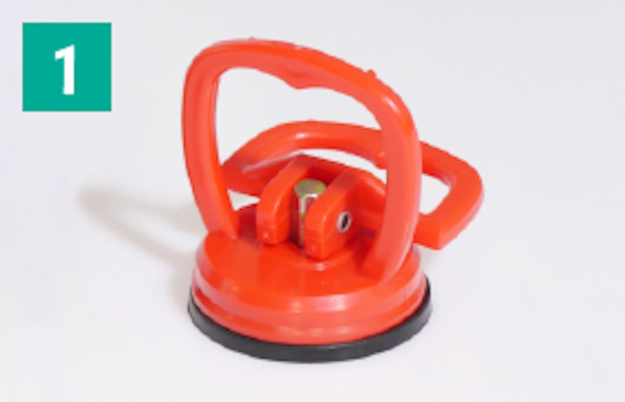 使用方法① - ガラス吸盤 ミニの吸盤を表面に合わせて吸着させる