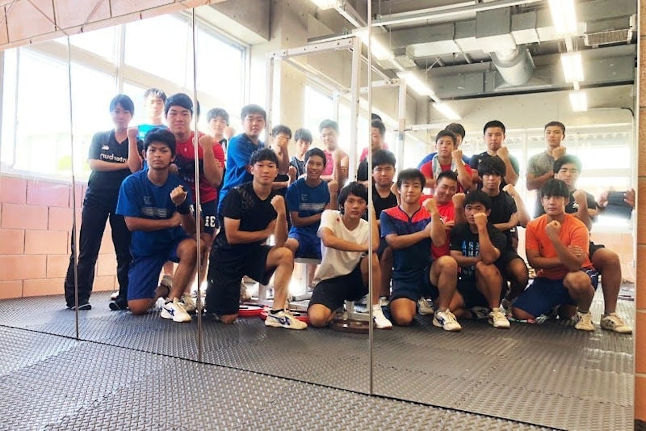 ラグビーのウエイトトレーニングに使用した「フィルムミラー」-1