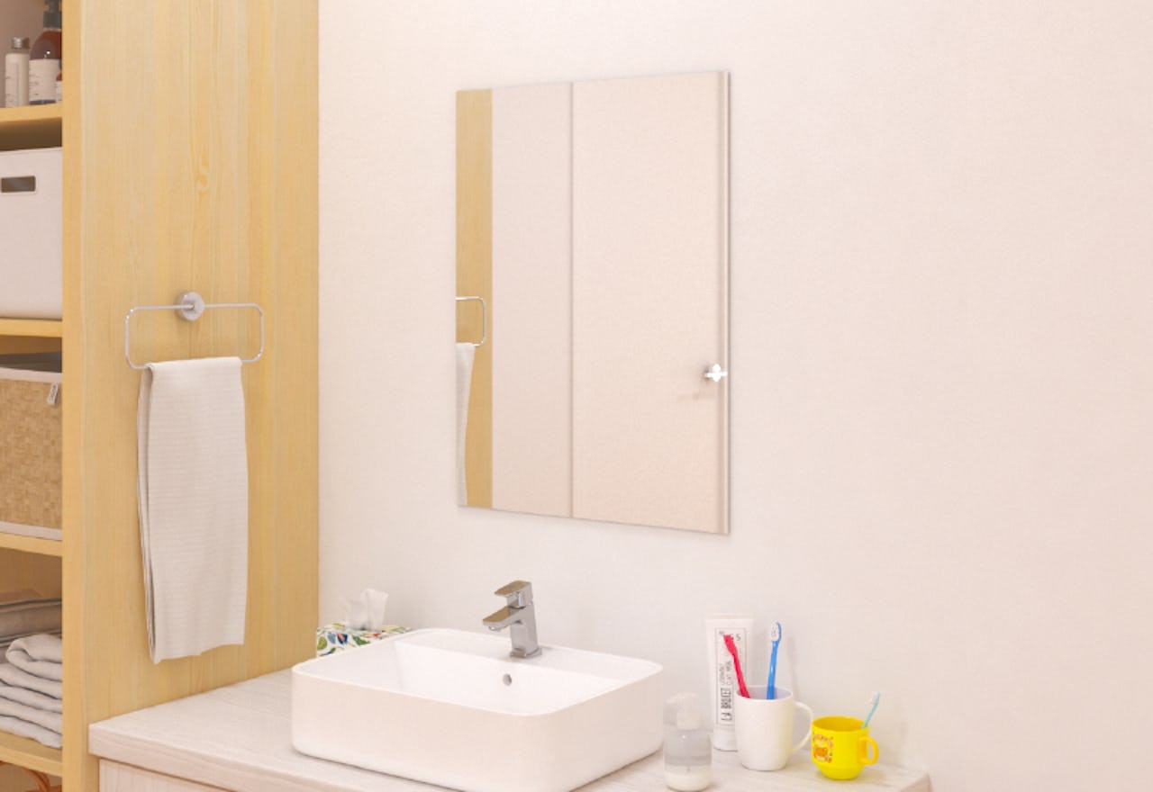 洗面台の鏡のシケ対策に「ミラテクト(鏡用簡易腐食防止塗料)」を使用した事例