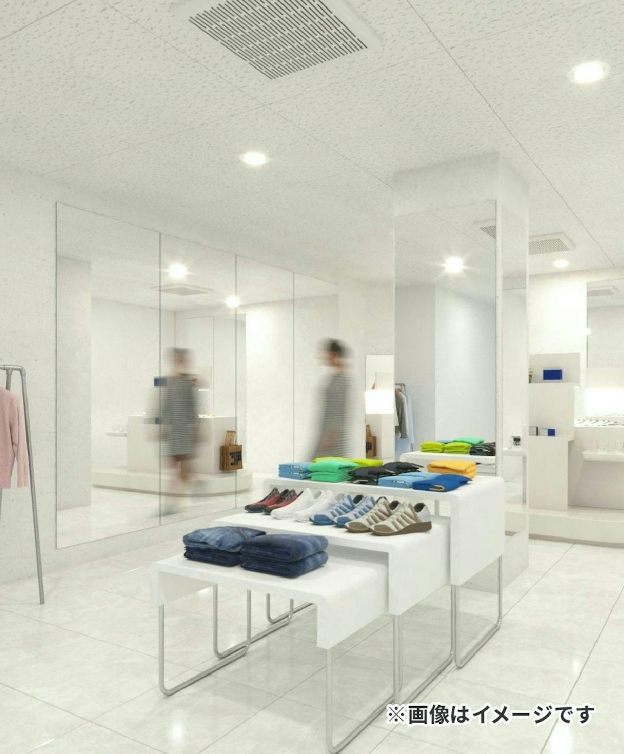 店舗の壁と柱に「鏡の施工・交換の全国出張サービス」を利用して鏡を施工した事例