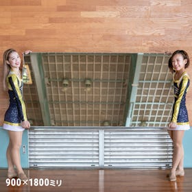 部活動の練習にパネルミラーが使用された事例(2)／学校に必要な部活動・体育館用の鏡／ダンス部の練習に