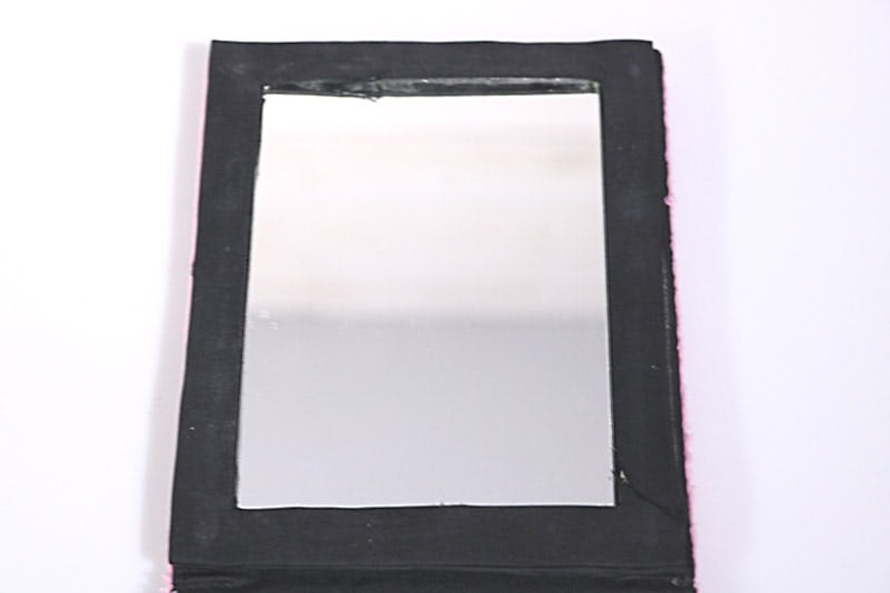 CUNEの折りたたみミラーに使用した「普通ミラー」(3)