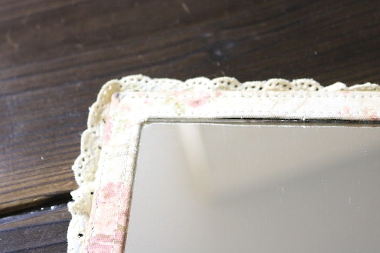 LIZ LISAの折りたたみミラー修理に使用した「ガラスミラー」(4)