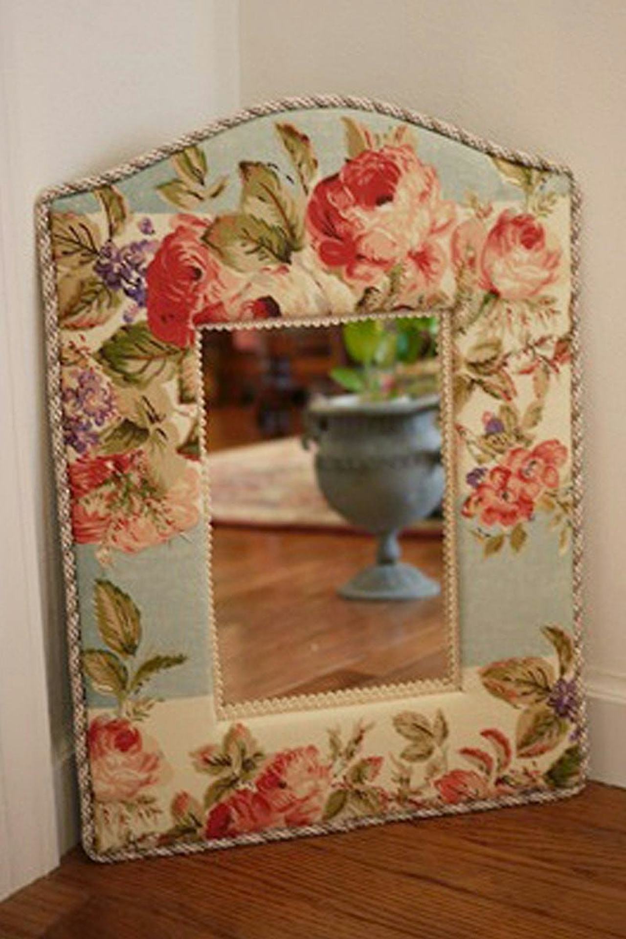 カルトナージュに鏡を使用した事例-7