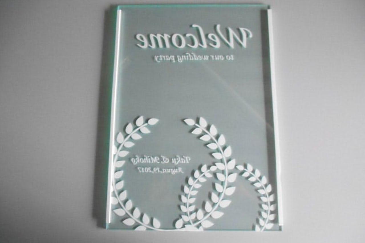 ウェルカムボードに使用した「ガラスミラー」(1)