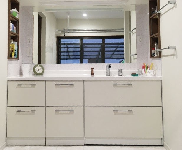 洗面台に横長鏡を天井につけて設置/H様(2)