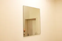 小型鏡の貼り付け方