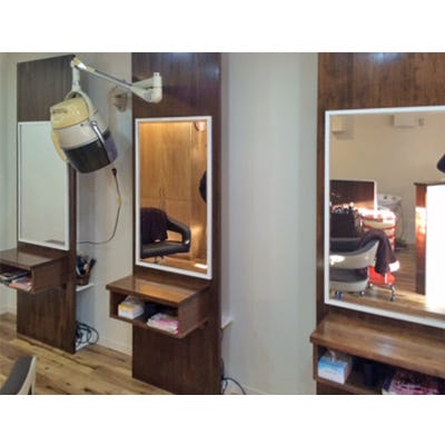 鏡の取り付け・交換の施工出張の事例 - 美容室のアンティークミラー(R様)