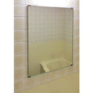 鏡の取り付け・交換の施工出張の事例 - 浴室用の鏡(防湿ミラー)(T様)