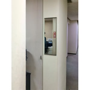 鏡の取り付け・交換の施工出張の事例 - 200×600の鏡(Yビル様)