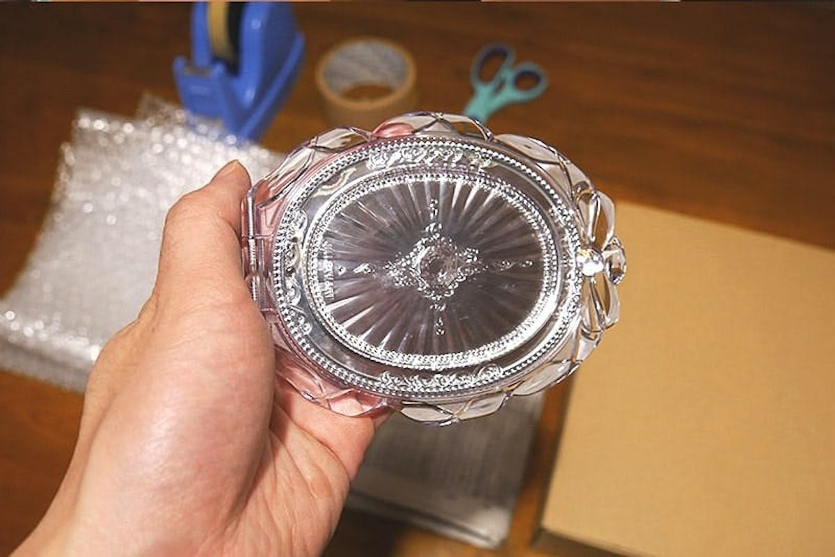 今回梱包する手鏡