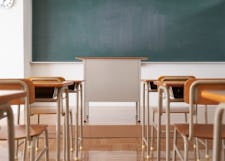 学校に必要な鏡 すべて当社で手配します