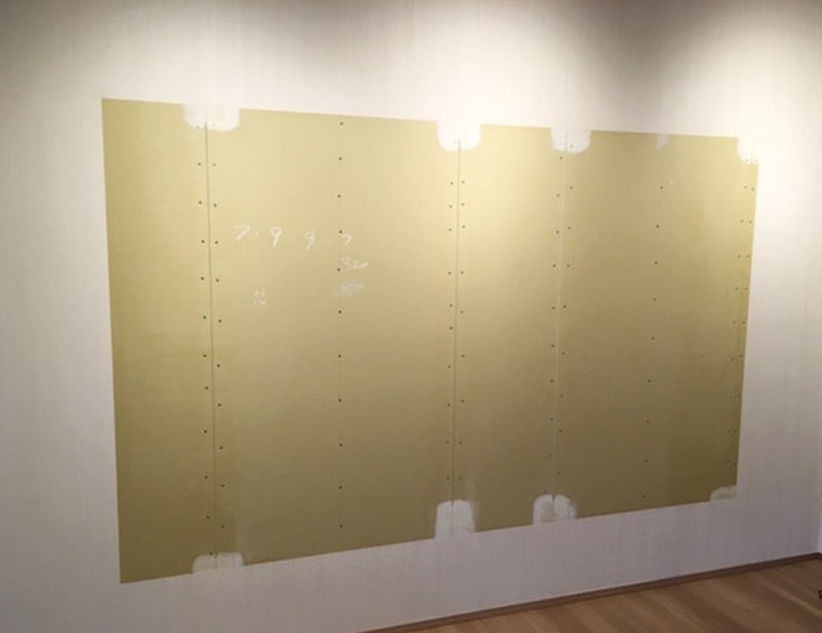 ヨガスタジオに全身が映る大型の「ガラスミラー」を設置 - ガラスミラーを設置する前／N様