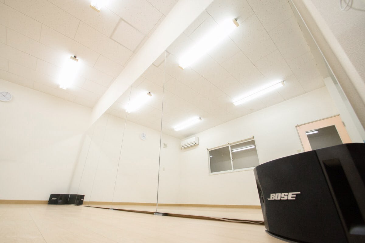 ダンススクールに大型鏡をDIY(4)