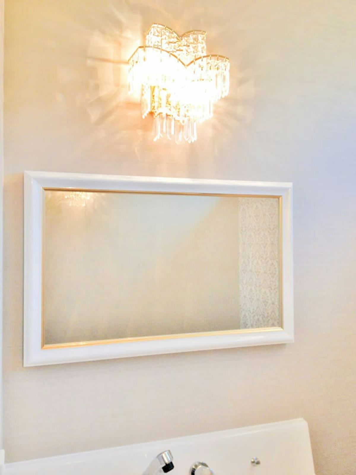 洗面所の鏡に使用した「モダンミラーシリーズ 18-6535」 -1