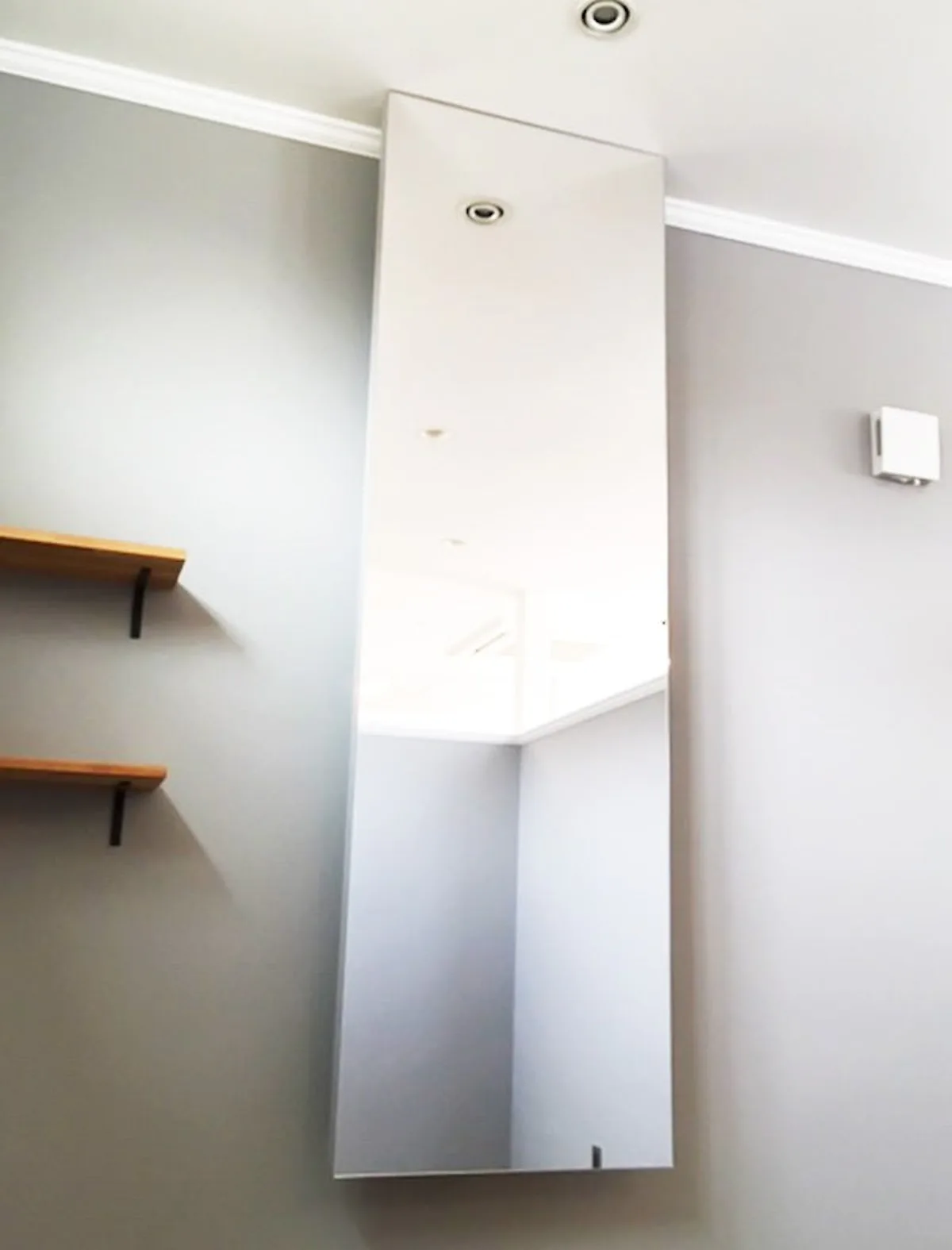 美容室に取り付けた「高透過ミラー」／Y様