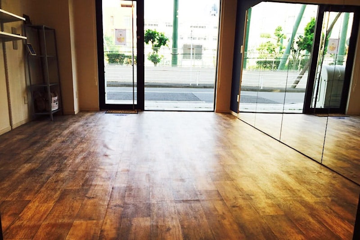 カルチャーセンターに設置したパネルミラー