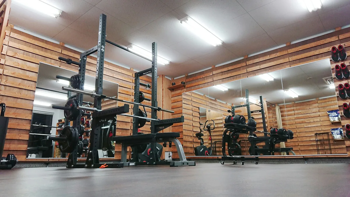 パーソナルジム用に導入した大型鏡