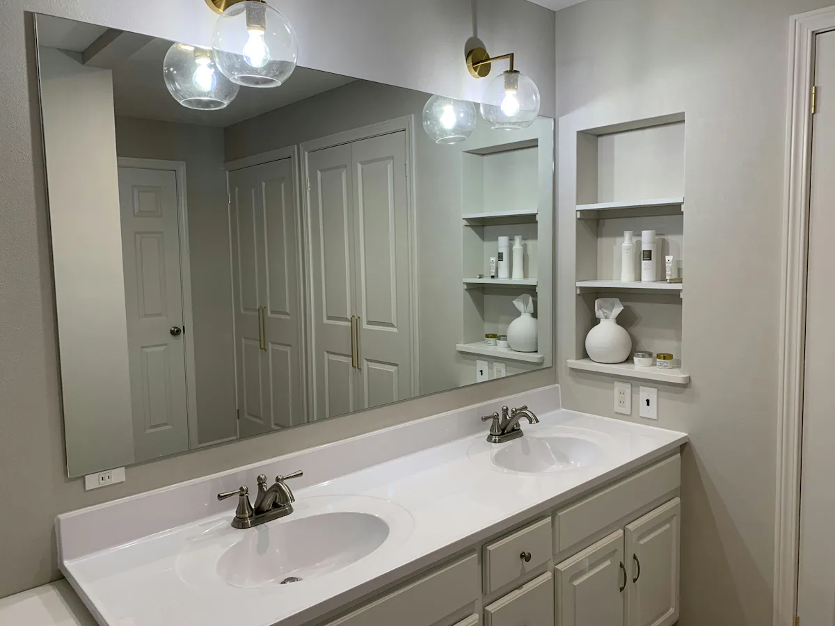 洗面台の横長鏡をサイズオーダー／M様