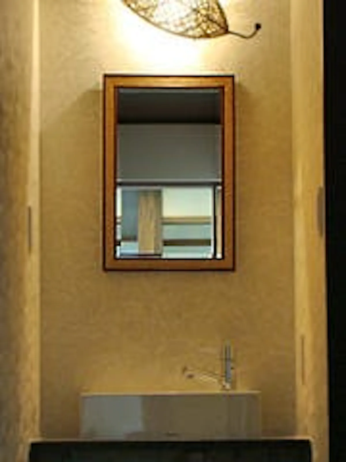 洗面所に使用したアンティークミラー(A-20141)