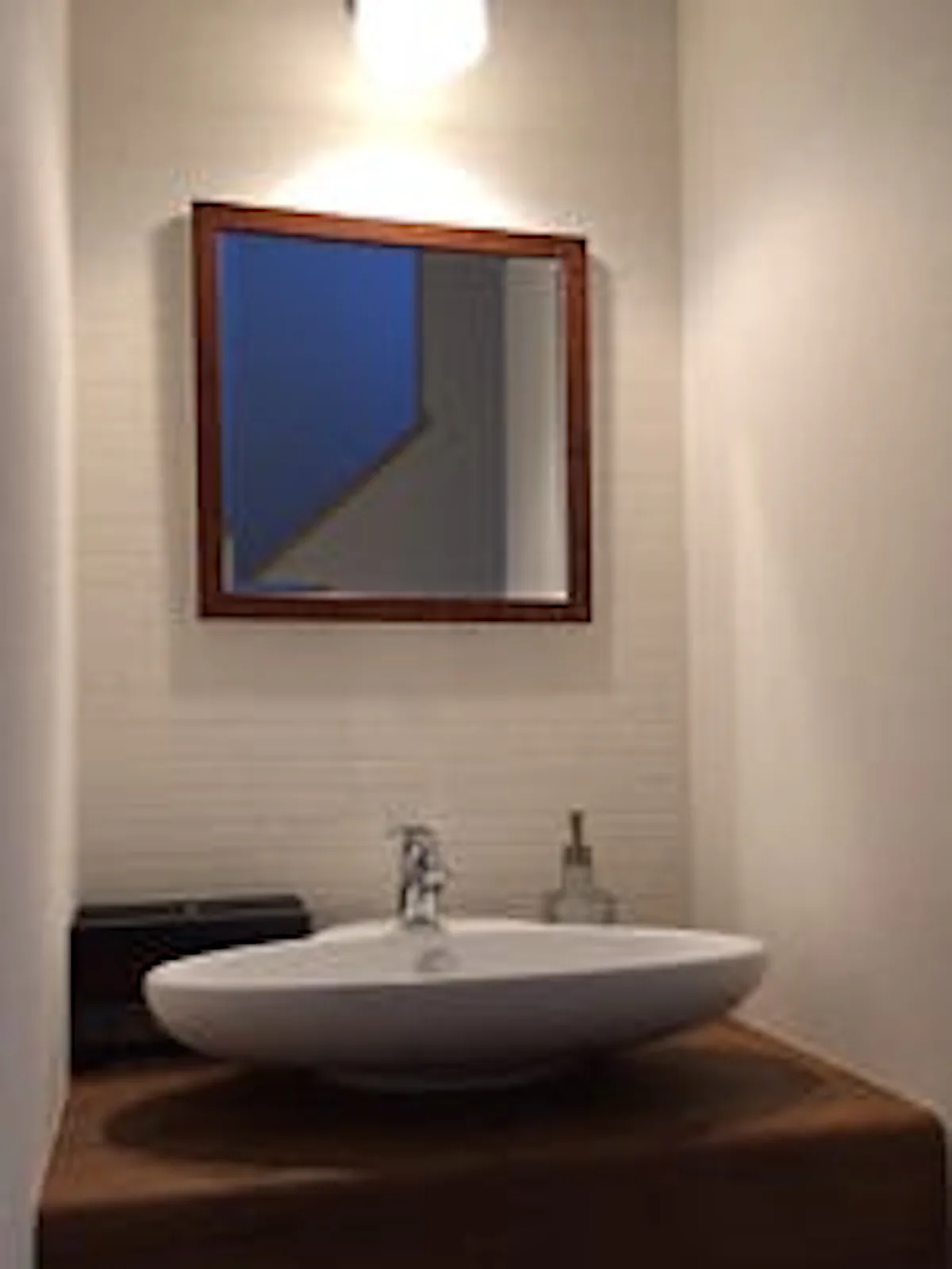 洗面所に使用したアンティークミラー(03-1045)