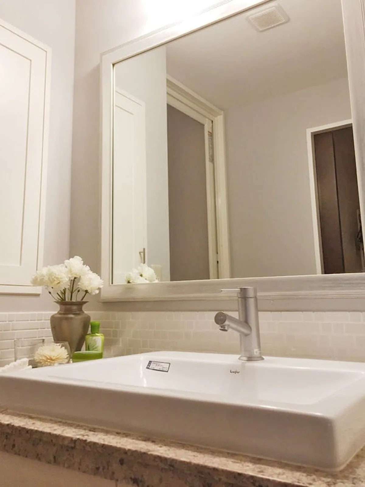 洗面所に使用したアンティークミラー(C-39105)