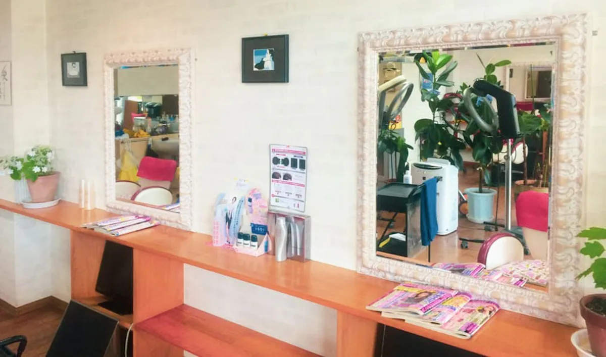 美容室で使用したアンティークミラー