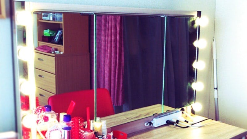 毎日のメイクをより美しく！手作り三面鏡ドレッサーで快適なメイク環境に(埼玉県川口市 K様の事例)