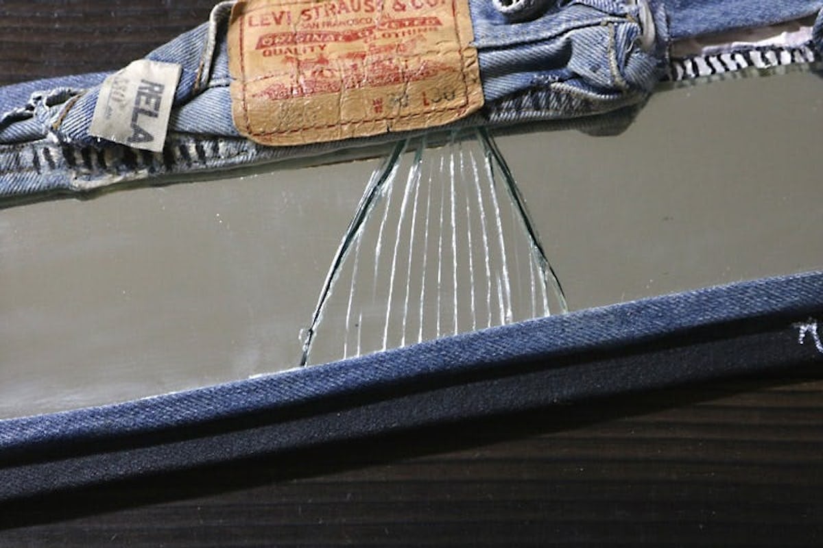 デニム生地の鏡修理に使用した「ガラスミラー」(3)