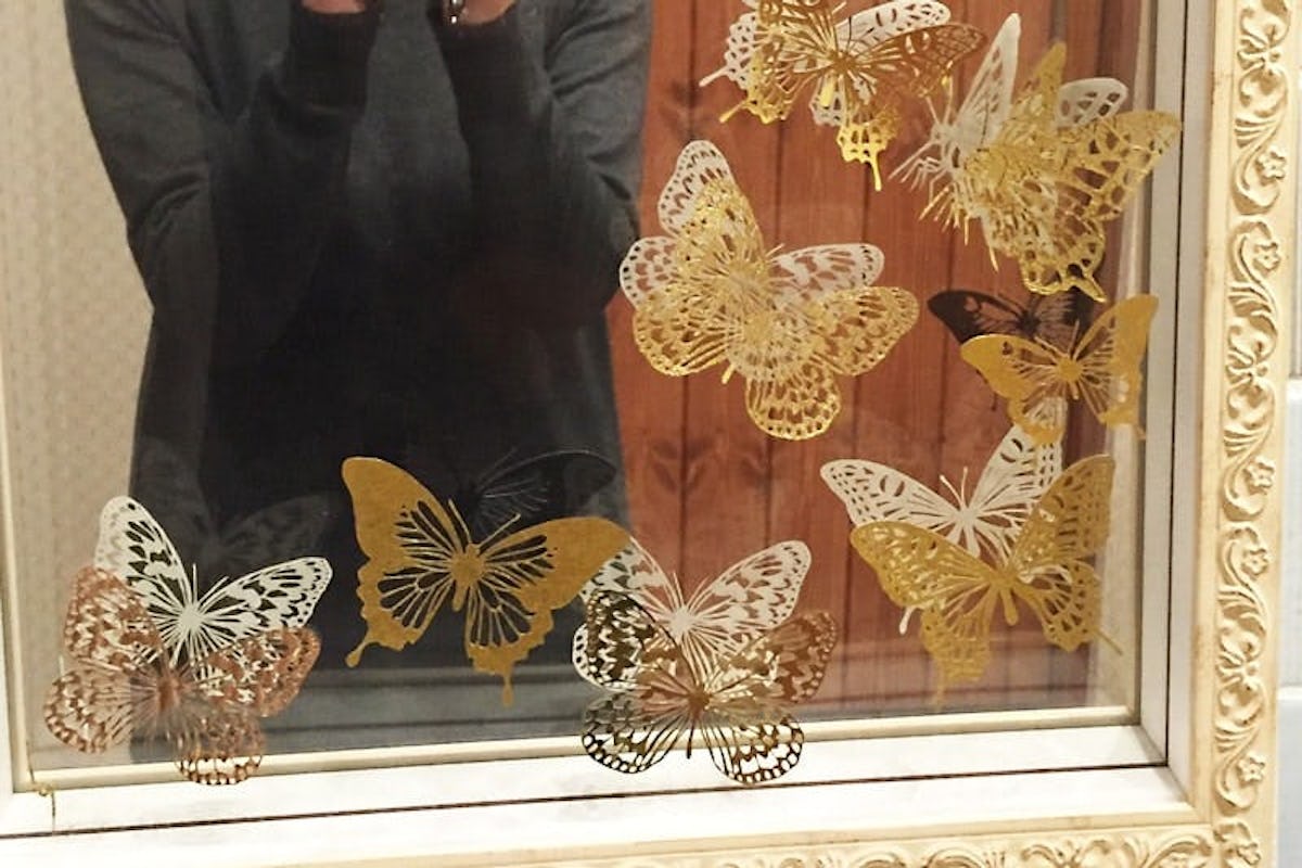 切り絵の作品に使用した「ガラスミラー」(2)