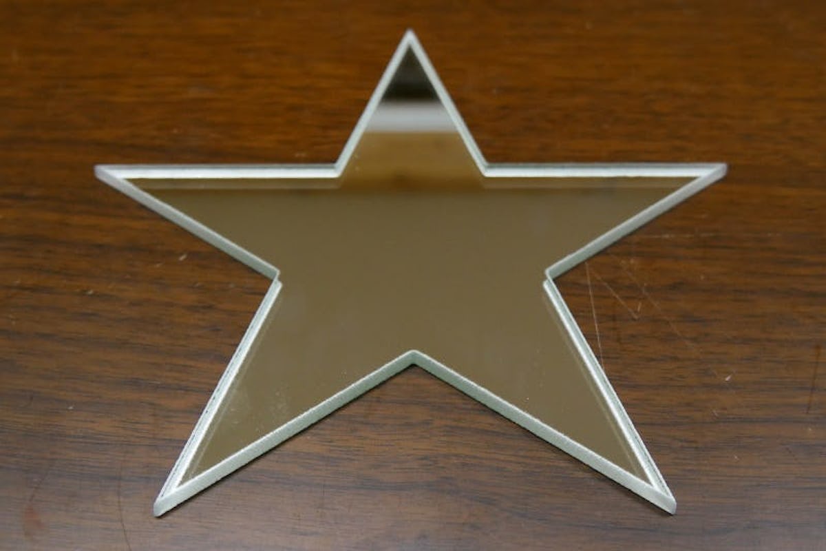 星型のミラー : 斜めから