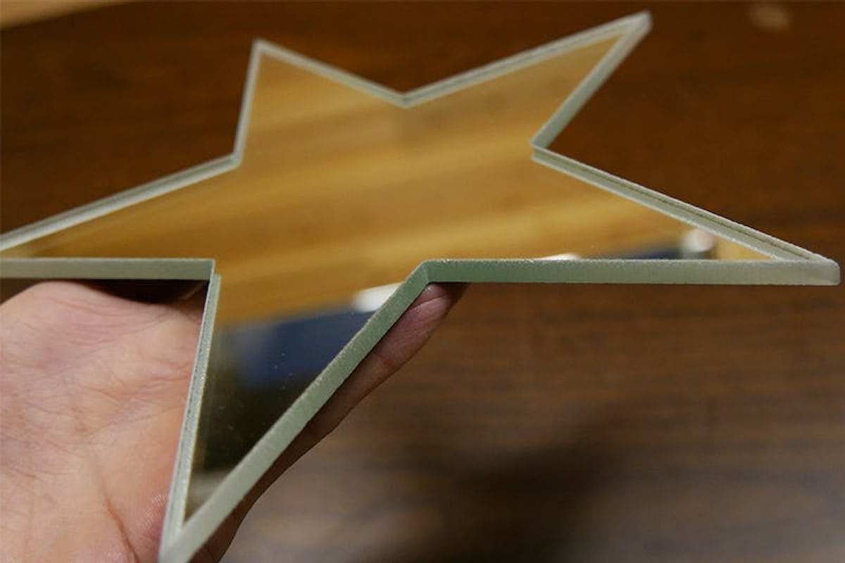 星型のミラー : 切断面