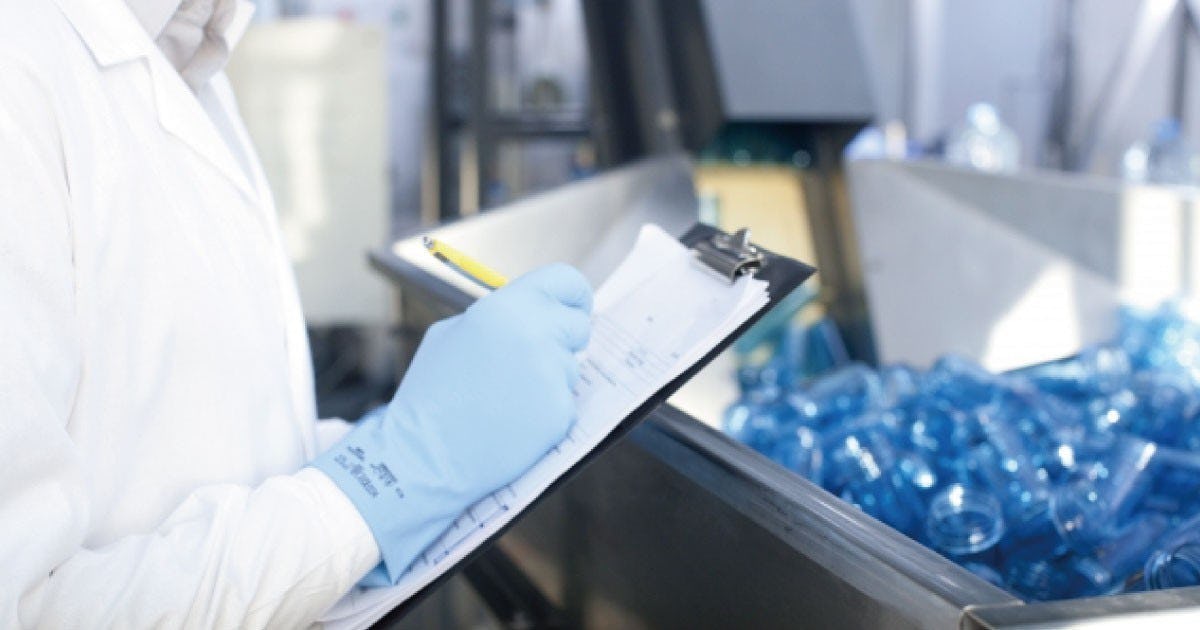 お客様事例 : 工場の姿見に！「アルミミラー」使用した事例(静岡県T様)